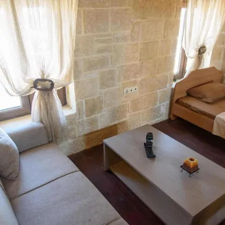 Stone And Wood Villa Hersonissos (Crete)